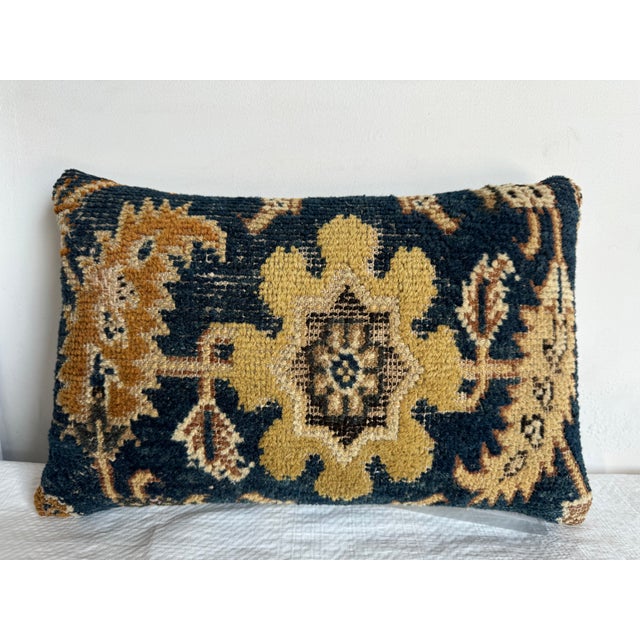 Enhance your space with the timeless elegance of this Antique Oushak Pillow from the 1900s. Measuring 15" x 10", this...