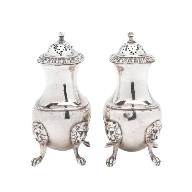 1910s Pair of Ellis-Barker Georgian Revival Silverplate Pear-Shaped Pepper Castors, C. 1912 For Sale - Image 5 of 10