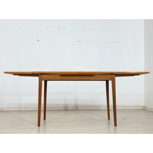 Mid-Century Extendable Dining Table in Wood For Sale - Image 6 of 10