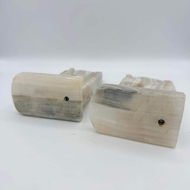 1970s Vintage Italian Banded Onyx Horse Head Bookends – 8.5” Sculptural Stone a Pair For Sale - Image 5 of 7