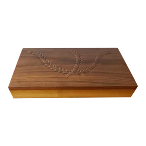 Vintage 1989 Rectangular Wooden Carved Box With 4 Compartments With Felt