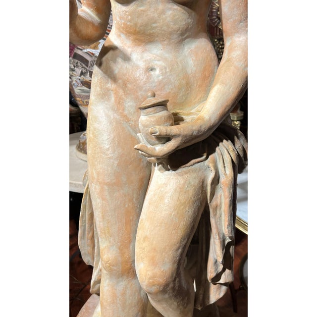 Neoclassical Lifesize Neoclassical Terracotta Figure of Bathing Venus For Sale - Image 3 of 12