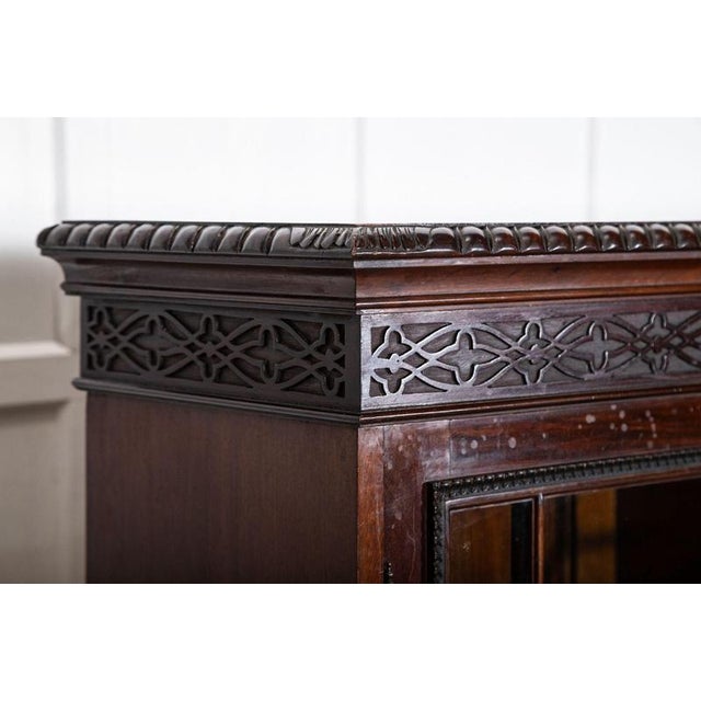 Large 19th Century English Mahogany Glazed Breakfront Bookcase, 1880 For Sale - Image 9 of 18