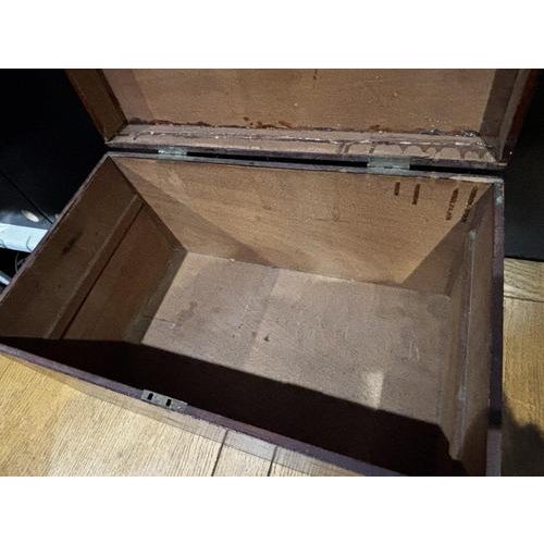 Georgian Mahogany Box with Pull Out Trays and Brass Carrying Handles For Sale - Image 6 of 10