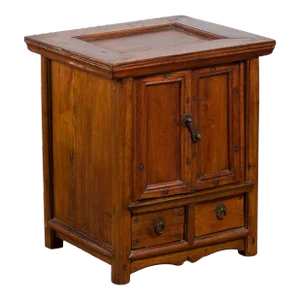 Early 20th Century Chinese Elmwood Bedside Cabinet with Scalloped Apron