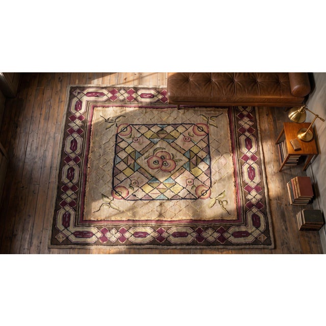 1930s Tan Camel Medallion Antique American Hooked Rug 4'2" X 4'2" Handknotted Wool Carpet For Sale In New York - Image 6 of 8