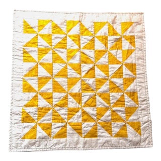 1950s American Patchwork Bowtie Quilt — Sunshine Yellow & White Cotton 35” Square For Sale
