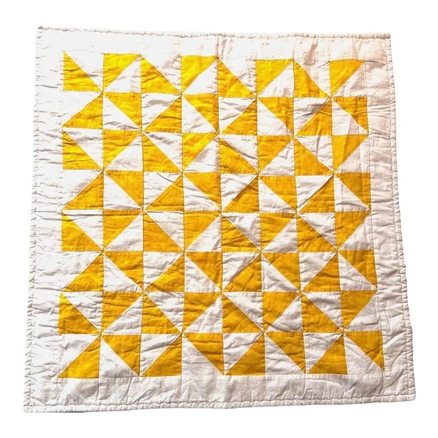 1950s American Patchwork Bowtie Quilt — Sunshine Yellow & White Cotton 35” Square For Sale
