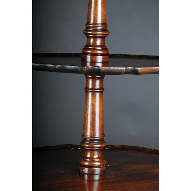 Wood 19th Century English Victorian Side Table in Mahogany For Sale - Image 7 of 13