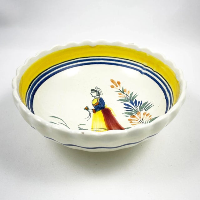 Henriot Quimper Vintage Henriot Quimper Bowl With Scalloped Edge For Sale - Image 4 of 5