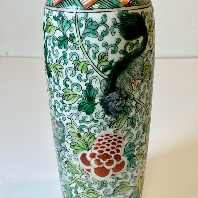 1940s Vintage Chinoiserie Boho Chic Hollywood Regency Foo Dog Vase in Green For Sale - Image 10 of 16