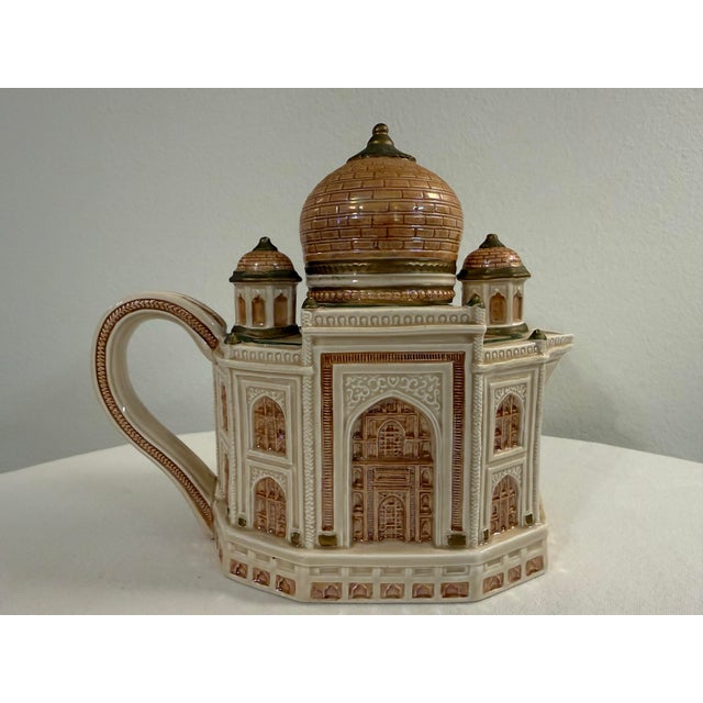 1990s Fitz & Floyd- The Taj Mahal Teapot, Part of the Famous Landmarks Around the World / Special Teas Collection For Sale - Image 10 of 11