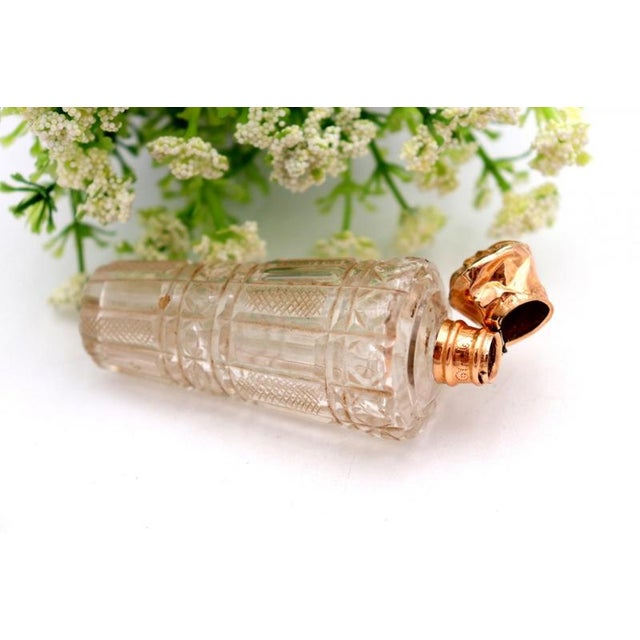 Perfume Bottle in Glass and 15k Gold For Sale - Image 3 of 6