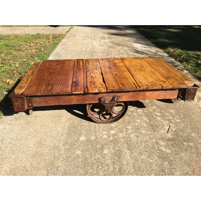 Vintage Early American Lineberry Furniture Cart Coffee Table Chairish