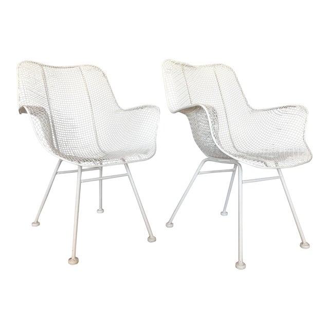 1960s Vintage White Sculptura Russell Woodard Patio Chairs- A Pair For Sale
