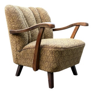 Armchair attributed to Jindrich Halabala for Up Závody, 1930s For Sale