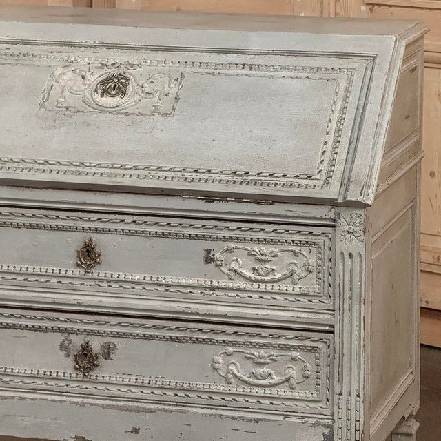 Light Gray 19th Century Country French Louis XVI Painted Secretaire For Sale - Image 8 of 16