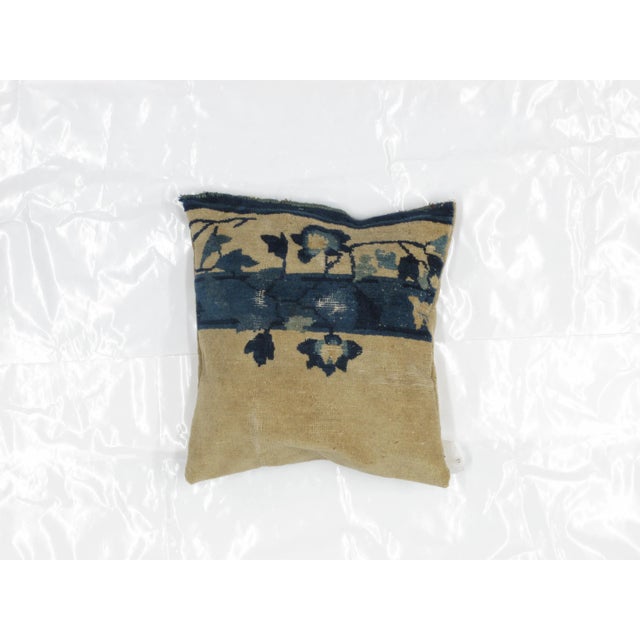 Art Deco 1900s Antique Chinese Rug- 1'6" X 1'6" For Sale - Image 3 of 3