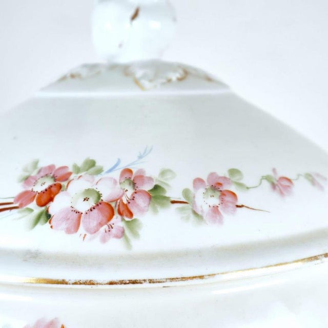 Soup Tureen with Floral Decorations from Ginori For Sale - Image 3 of 14