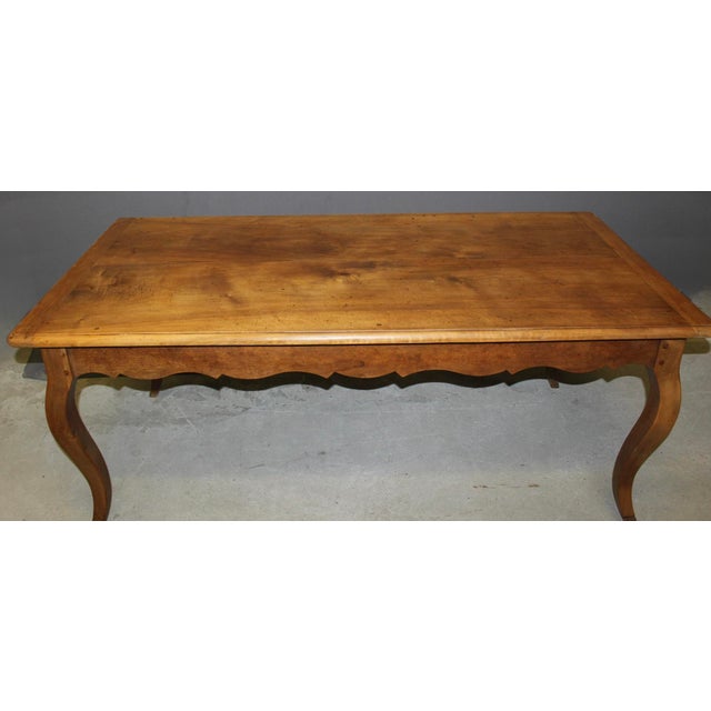 Wood Louis XV Style Dining Table in Walnut, Late 19th Century For Sale - Image 7 of 10