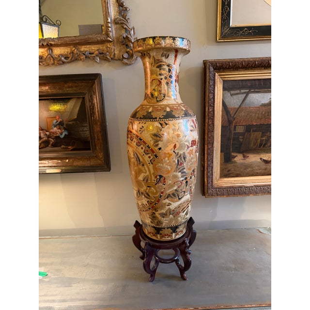 Mid 20th Century Vintage Chinese Satsuma Style 23.5" Porcelain Vase on Stand For Sale - Image 5 of 12
