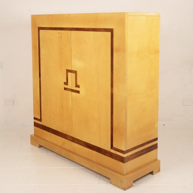 Italian Goatskin Parchment Bar Cabinet by Giorgio Tura and Nucci Valsecchi for Tura, 1970 For Sale - Image 17 of 18