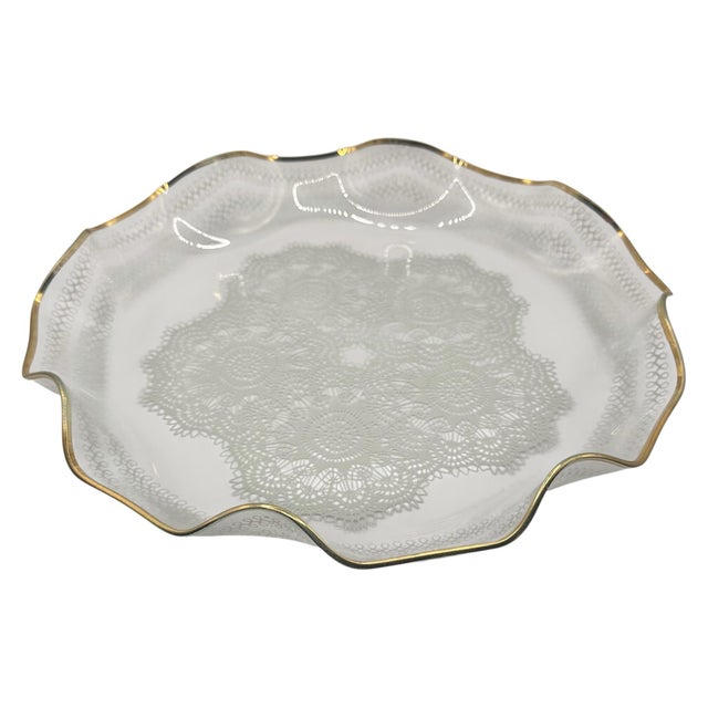 Transparent Vintage Glass Serving Dish With Lace Pattern and Gold Trimmed Ruffled Rim For Sale - Image 8 of 12