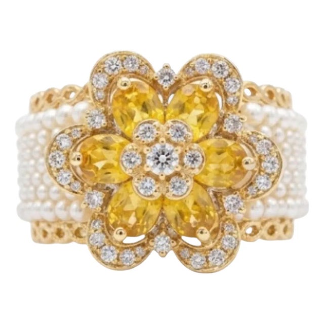 Natural Yellow Sapphire 1.50cts & Diamond 0.22cts Ring in 18k Gold For Sale