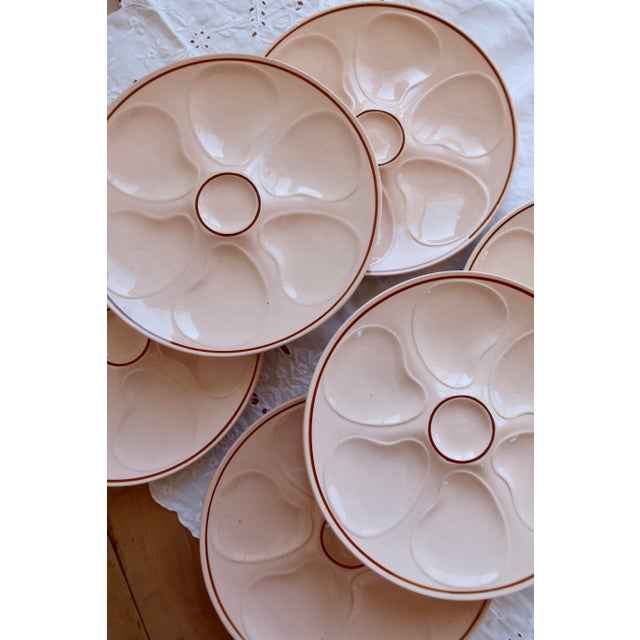 Vintage Pink Earthenware Oyster Plates from Longwy, 1970s, Set of 6 For Sale - Image 4 of 9