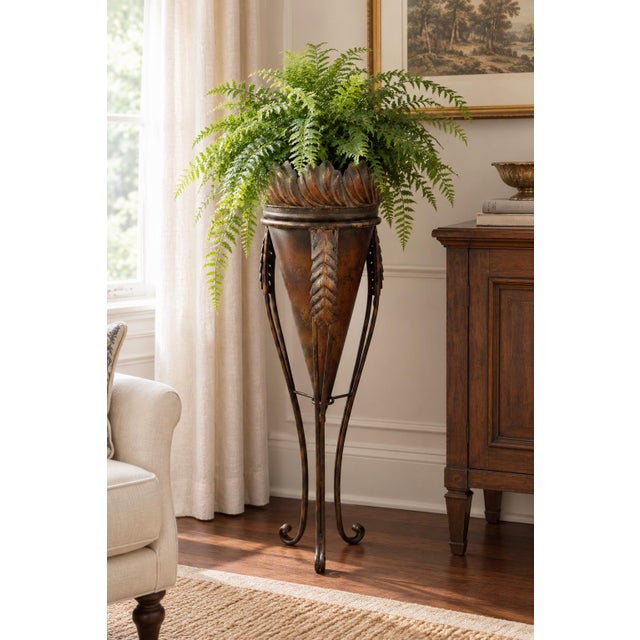 Late 20th Century Vintage Tole Metal Floor Planter Jardinière With Leaf Motif For Sale - Image 5 of 5