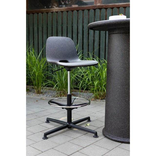 Allin 4030 Polyethylene Chair by Loope For Sale - Image 4 of 15