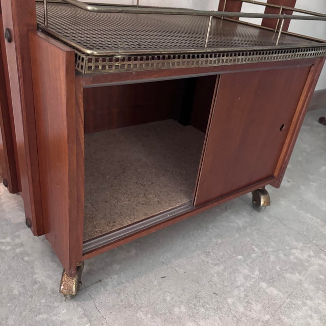 Vintage Serving Cart in Wood, in Very Good conditions. Designed 1960 to 1969