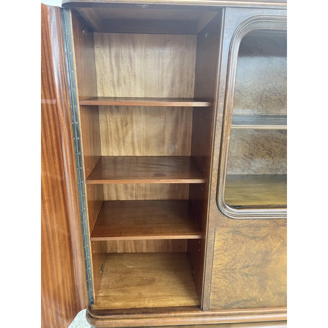 Art Deco German Wall Cabinet by Ernst Hilker Detmold, 1920s For Sale - Image 3 of 15