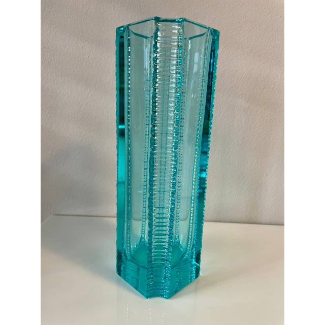 Bohemia Beryl Art Glass Vase by Milos Philip for Skrodlovice, 1950s For Sale - Image 4 of 7
