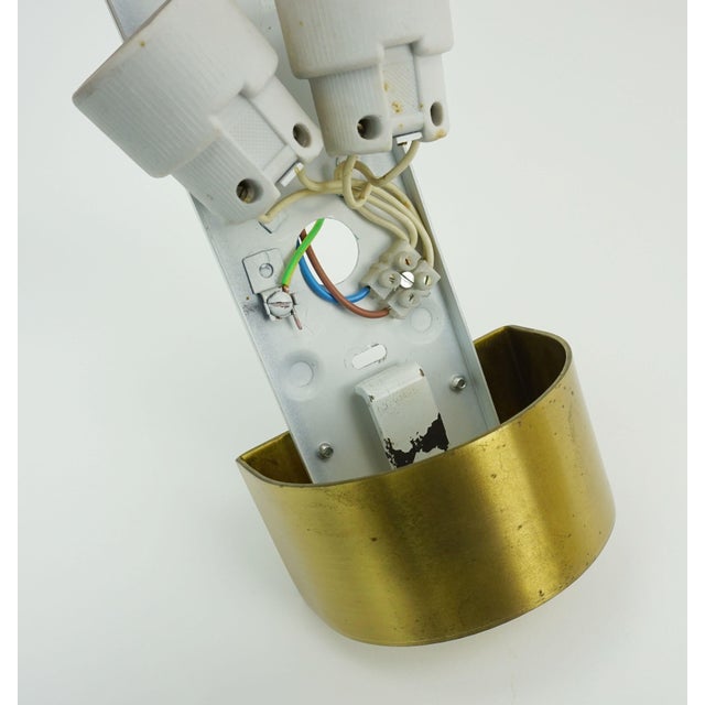 Mid-Century Modern Hollywood Regency Style Wall Sconce with Shell-Shaped Lustrous Glass Shade, 1960s For Sale - Image 12 of 15