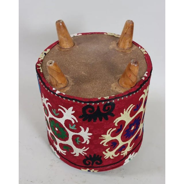Vintage Oriental Stool with Suzani Upholstery, 1950s For Sale - Image 6 of 11
