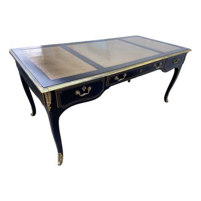 1990s Drexel Heritage Grand Palais Collection Louis XV Executive Writing Desk Style Leather Top and Brass For Sale