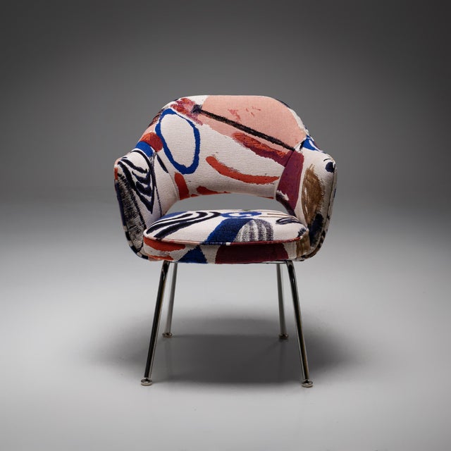 1960s Model 71 Dining Chair by Eero Saarinen for Knoll with Upholstery from Pierre Frey, 1960s For Sale - Image 5 of 11
