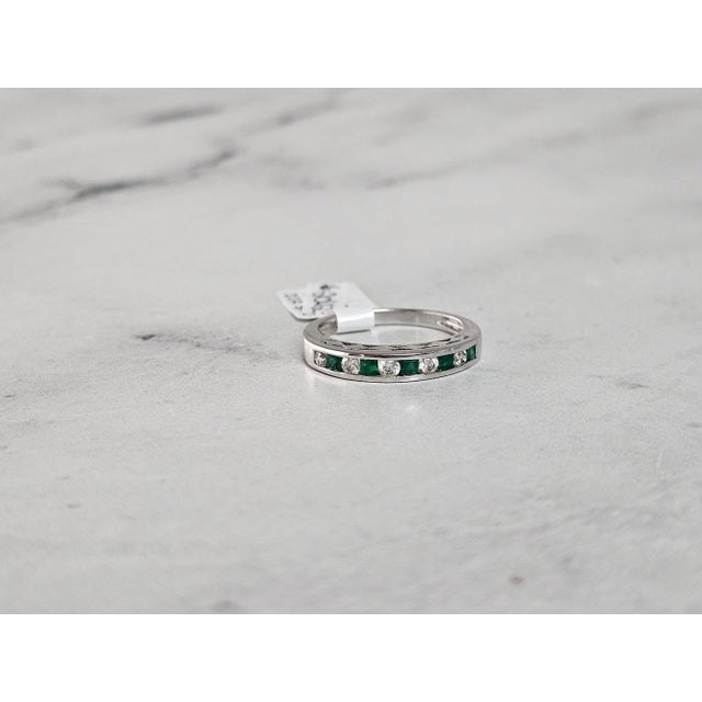 Emerald & Diamond Diamond Wedding Band 14k White Gold, Size 8.5 For Sale - Image 4 of 6