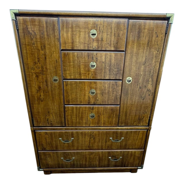 Vintage Drexel Accolade Collection Gentlemen’s Chest For Sale