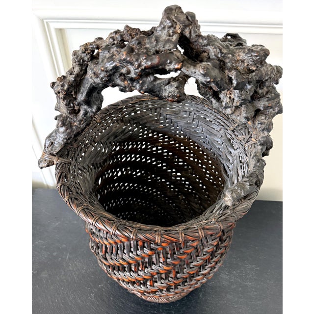 Extraordinary Smoke Bamboo Basket with Wisteria Root Handle Meiji Period For Sale - Image 11 of 14