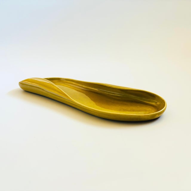 Russel Wright Mid Century Russel Wright American Modern Ceramic Chartreuse Celery Plate For Sale - Image 4 of 11