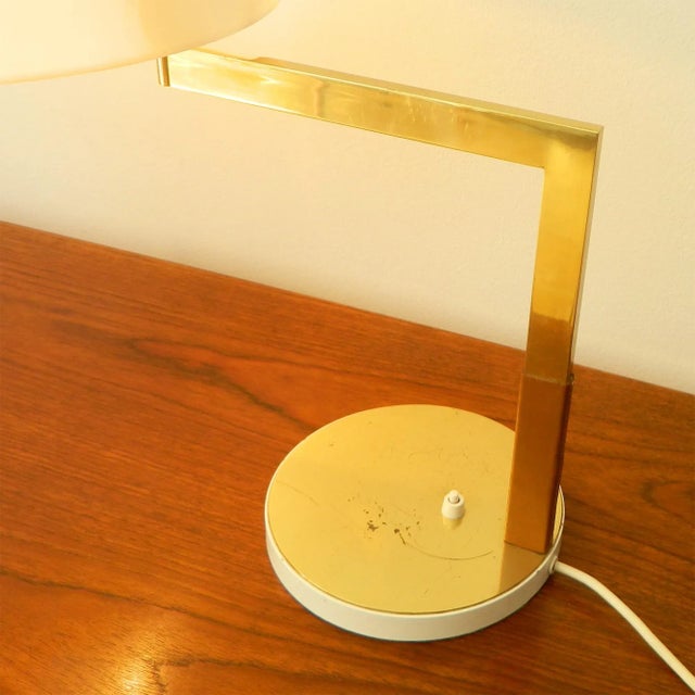 Assistent Table Lamp in Brass from J. T. Kalmar, Vienna, 1960s For Sale - Image 6 of 8