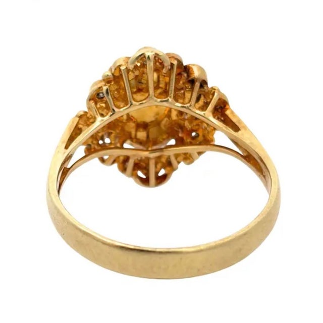 Modern Elegant 14k Gold Oval Jadeite and Diamond Cocktail Ring For Sale - Image 3 of 8