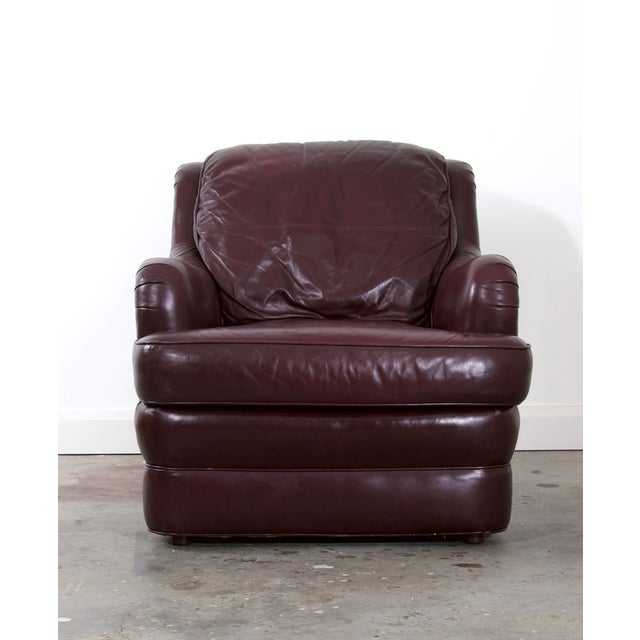 Late 20th Century Whittemore-Sherrill Oxblood Leather Rolled Arm Club Chair & Ottoman, Made in Usa Late 20th Century For Sale - Image 5 of 6