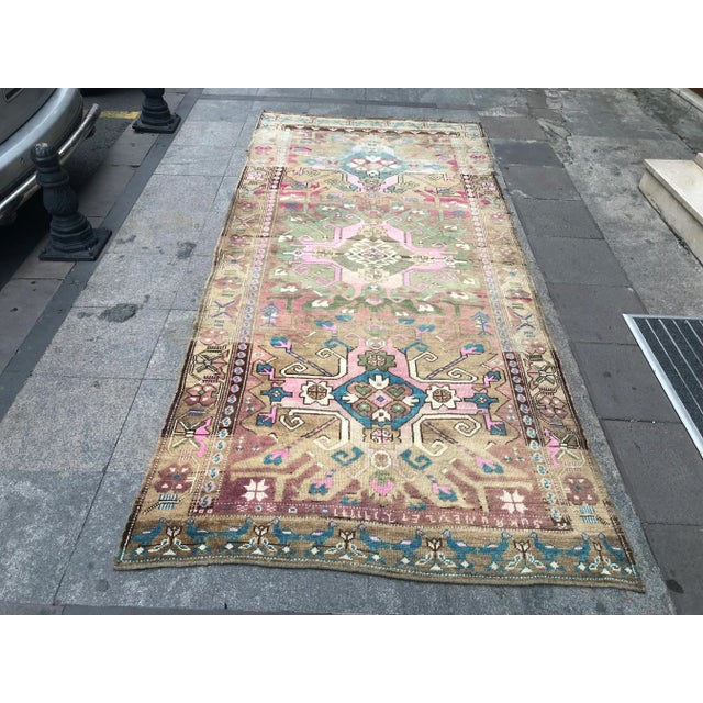 1960s Vintage Oushak Turkish Rug - 4′9″ × 10′7″ For Sale - Image 11 of 11