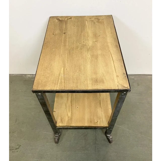 1960s Industrial Side Table on Wheels, 1960s For Sale - Image 5 of 10