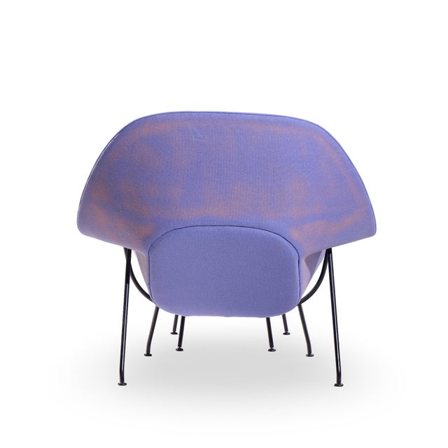 Eero Saarinen for Knoll Mid Century Womb Chair With Ottoman For Sale In Chicago - Image 6 of 10