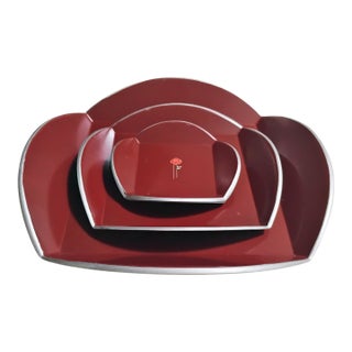 Vintage Japanese Yumi Katsura Lacquered Nesting Trays - Set of 3 For Sale