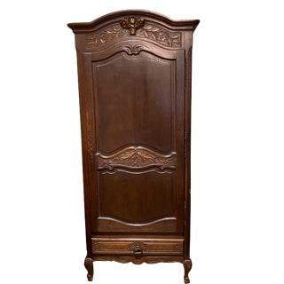 18th Century French Bonnetier For Sale